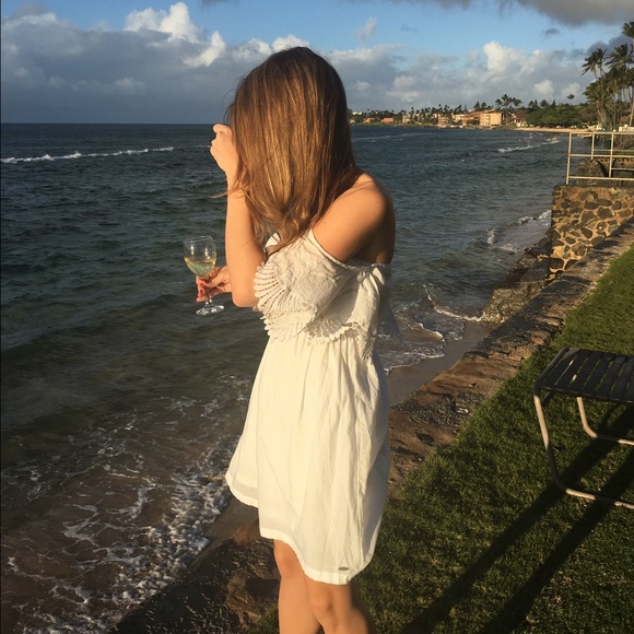 O'Neill White Off Shoulder Dress - Picture 2 of 4